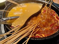 -两三事小郡肝串串香火锅(桂庙店)