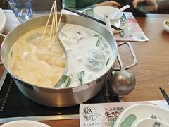 -樾餐厅泰式海鲜火锅(民歌湖店)