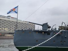 -阿芙乐尔号巡洋舰