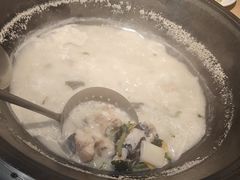 -陈大锅·岳阳鱼馆·地道岳阳菜(美食街店)