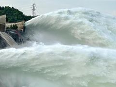 -黄河小浪底水利枢纽风景区