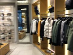 -Onitsuka Tiger(港汇恒隆广场店)