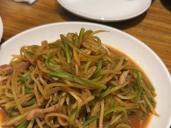 -泉畔人家·老济南经典鲁菜(大明湖店)