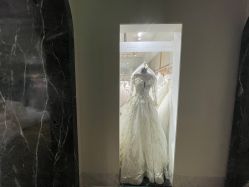 -LA GRACE高端婚纱礼服定制馆