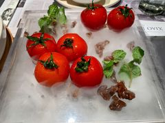 番茄脆菇沙拉-小大董·烤鸭(观景餐厅·南京西路店)