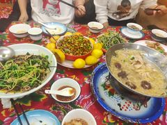 -闯关东东北农家菜(崂山石老人店)