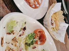 -1886德国汽车餐厅(外滩十六铺码头店)