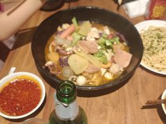 -万记麻辣烫国展总店