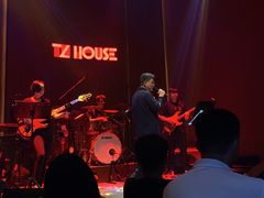 -TZ House音乐现场(来福士中心店)