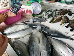 -拉威海鲜市场
