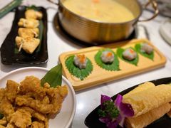 -六少·猪肚包鸡火锅(卓悦INTOWN店)