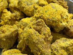 -BHC炸鸡(明洞总店)