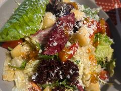 牛油果蔬菜沙拉-Primo·丽莫意大利窑烤披萨