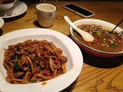 -爱碗亭·鲜炒湖南菜(壹城中心店)