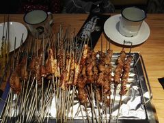 -喝丢一只鞋海鲜烧烤·海肠捞饭(东关街店)