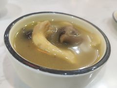 -菌之家·专业纯野生菌火锅·特色炒菌