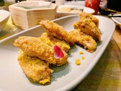 -蜜桃餐厅·伴山(湖滨商业街店)