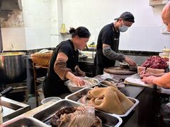 -何永光123鲜牛肉馆(1号店)