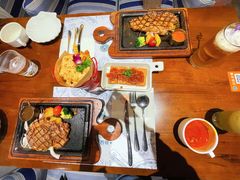 -十分牛西餐·牛扒专门店(光明广场店)
