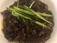 炸酱面-桃园中华料理炸酱面(燕儿岛路店)
