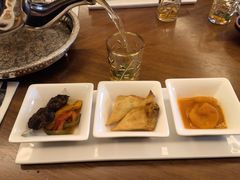 餐前小菜三小盘-Tajine Moroccan塔金摩洛哥中东餐厅