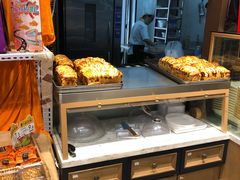 面包甜点陈列柜-皇家美孚·蛋糕外送(东部佳世客店)