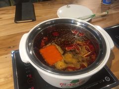 麻辣锅底-珍巴奴毛肚牛肉小火锅(四惠店)