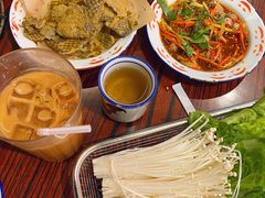 炸鱼皮-沙胆彪炭炉牛杂煲(成都玉林店)