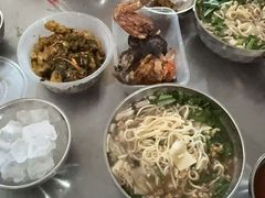 -正宗杨记普洱酸醋米线(总店)