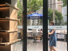 -瑞幸咖啡(巴黎春天陕西路店)