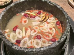 -蘑界·野生菌火锅(深业上城店)