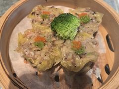 -景月阁空中食府(希尔顿酒店)