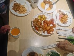 -梦航彩虹之约自助餐厅(华府天地店)