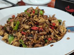 -湖南人家湘菜馆(镇江路店)