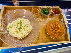 -HIHE Bistro·Oyster Bar(华熙live店)