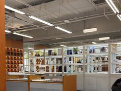 -无奔眼镜·蔡司·依视路授权店(马家堡店)