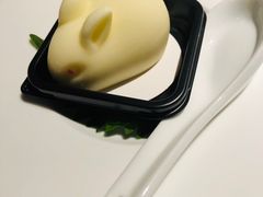 酸奶小兔子-海底捞火锅鲜切牛肉主题店(长寿路店)