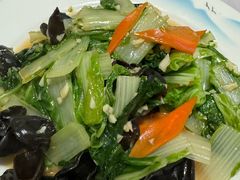 -宾朋海鲜饭庄(兴海路店)