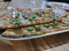 肉皮冻-闻道食府烙饼卷带鱼(原车耳营店原大觉寺店)