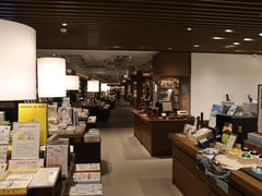 -茑屋书店(天目里店)