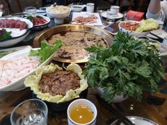 -小天鹅火锅·一线江景洪鼎旗舰店(洪崖洞店)