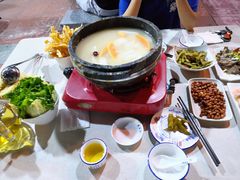 -墨脱石锅椰子鸡•香草鸭•东山羊(大东海店)