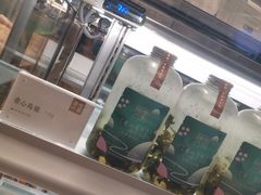 -奈雪的茶(亨特国际广场店)
