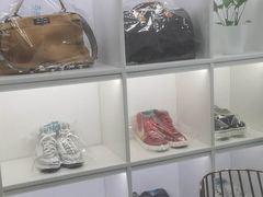 -UCC国际洗衣(长宁路精选店)