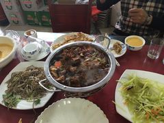 -溢心园香河肉饼总店