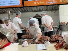 -闫家驴肉老店(华电一校店)