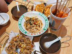泡菜桶-萝卜向南·湘西泡菜·腊味炒饭(星河coco city店)