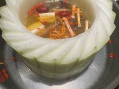 -得意咚瓜·顺德鱼生·冬瓜火锅(深圳首店)