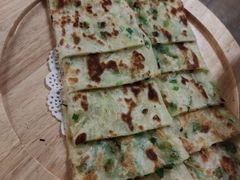 葱油饼-95号酱骨·一块豆腐(展春园西路店)