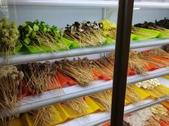 自助取餐区-巛仨·辣小馆·川菜(华庭天下店)
